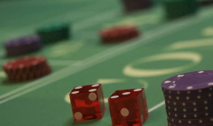 The Excitement of Live Dealer Craps: Bringing the Casino to You